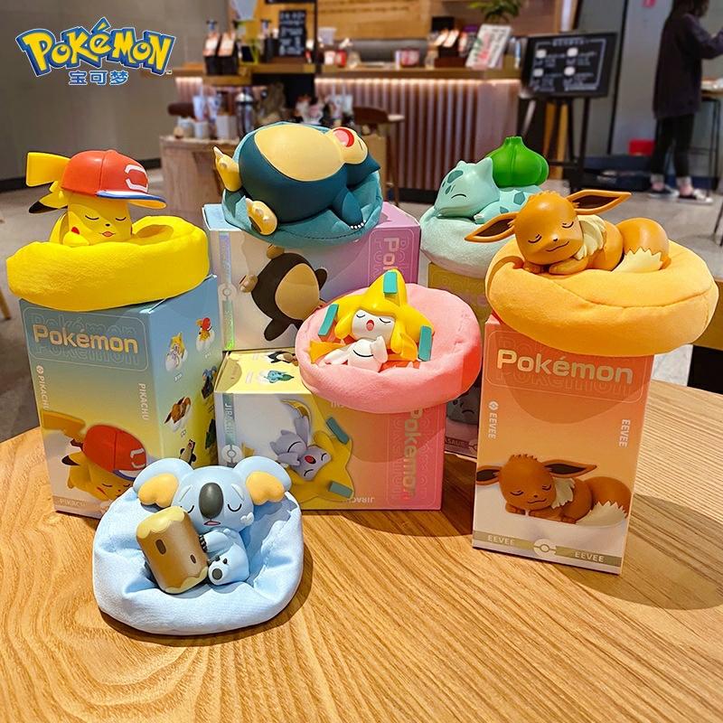 Trendy Blinddozen |   Officiële Pokémon Slapende Tijd Blinddoos Beeldjes Trendy Pikachu Auto Model Figuren Speelgoed Cadeau Geschenk Trendy Blinddozen Trendy Blinddozen